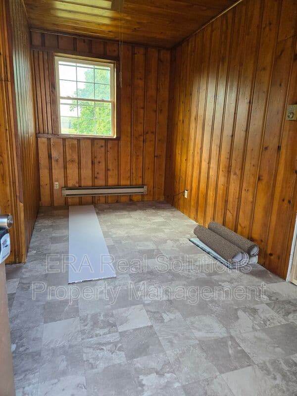Midland Condo: 122 St Rt 28