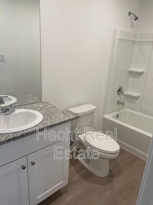 New Braunfels House: 2906 Green Finch