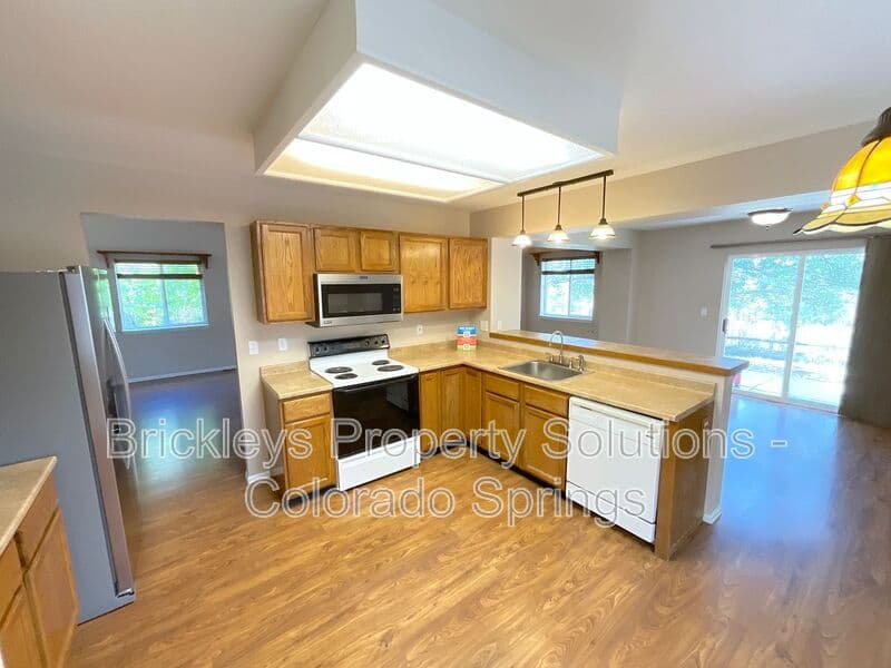 Colorado Springs House: 6160 Jaffee Ct
