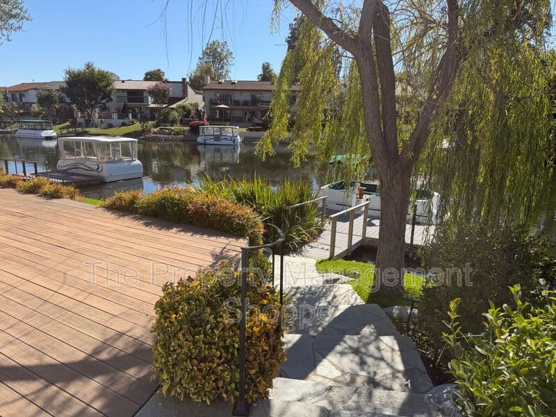 Westlake Village House: 3812 Bowsprit Circle
