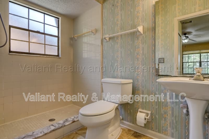 Jacksonville House: 3476 Raymur Villa Drive