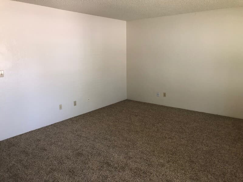 W. Richland House: 4971 Chukar Drive