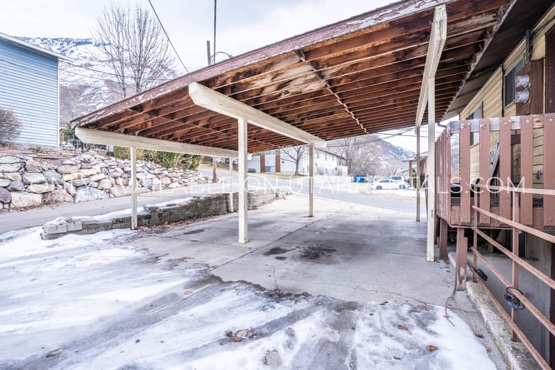 Provo Condo: 2090 S State St