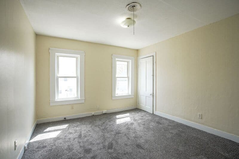 Ludlow Condo: 34 Joy St