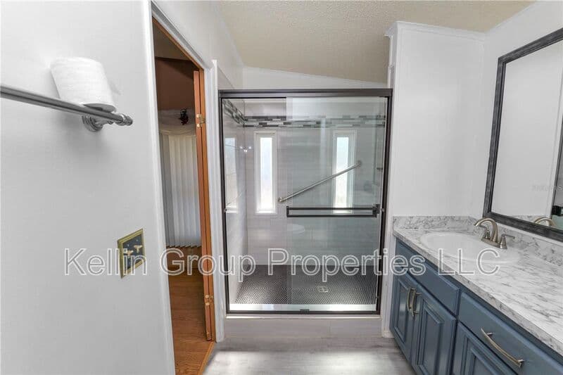 Lakeland House: 1706 Fox Hill Dr