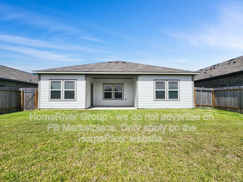 Navasota House: 2007 Spyglass Dr