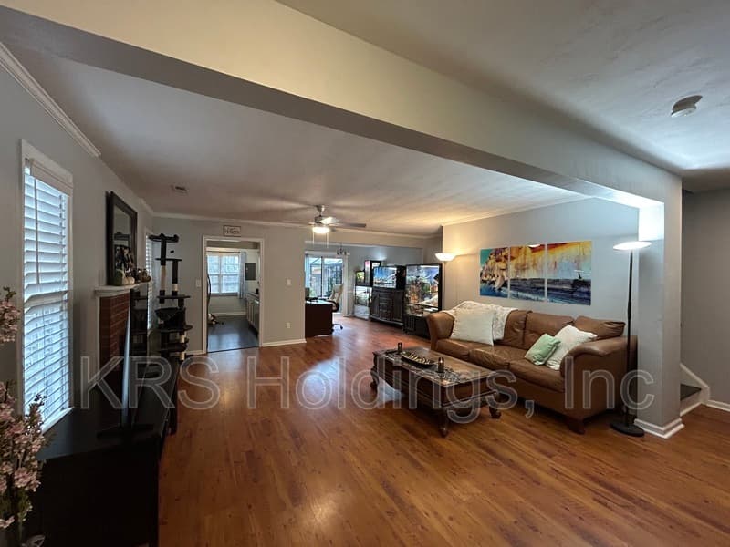 Virginia Beach House: 1275 Hillock Crossing