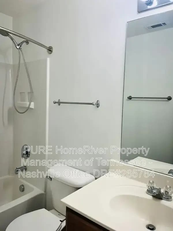 Brentwood House: 8625 Altesse Way