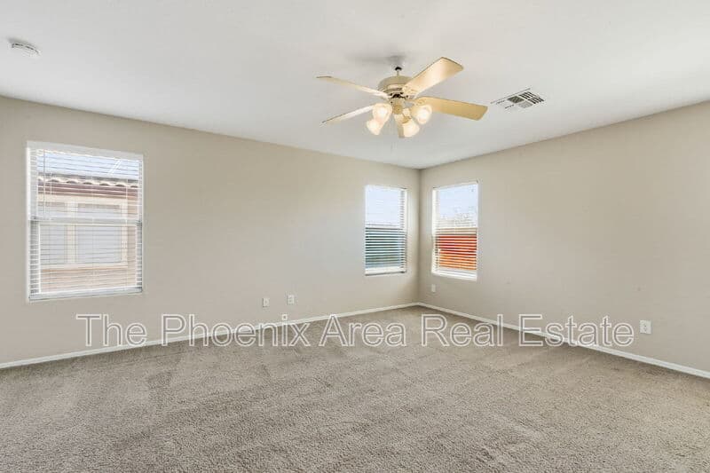 San Tan Valley House: 785 E Desert Moon TRL