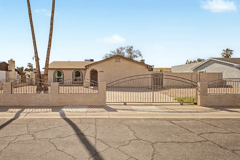 Phoenix House: 13608 N 41st Place