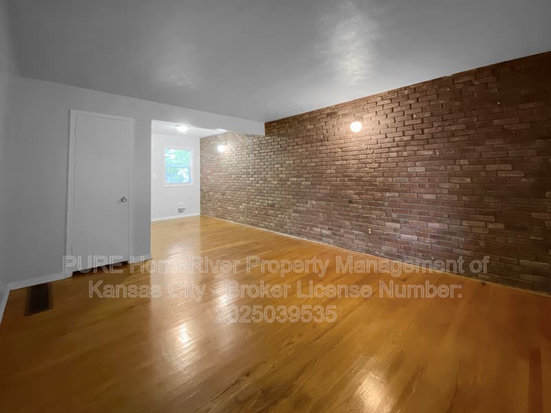 Independence Condo: 1417 N Main St