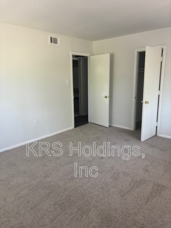 Richmond Condo: 5606 Crenshaw