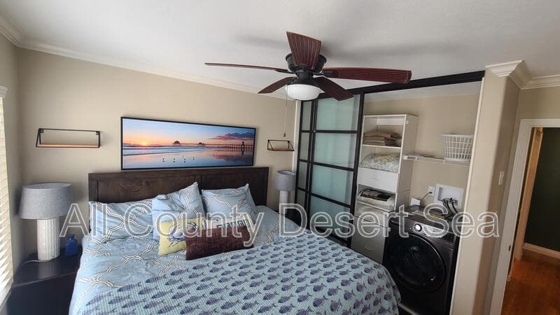 Huntington Beach Condo: 711 Pacific Coast Hwy
