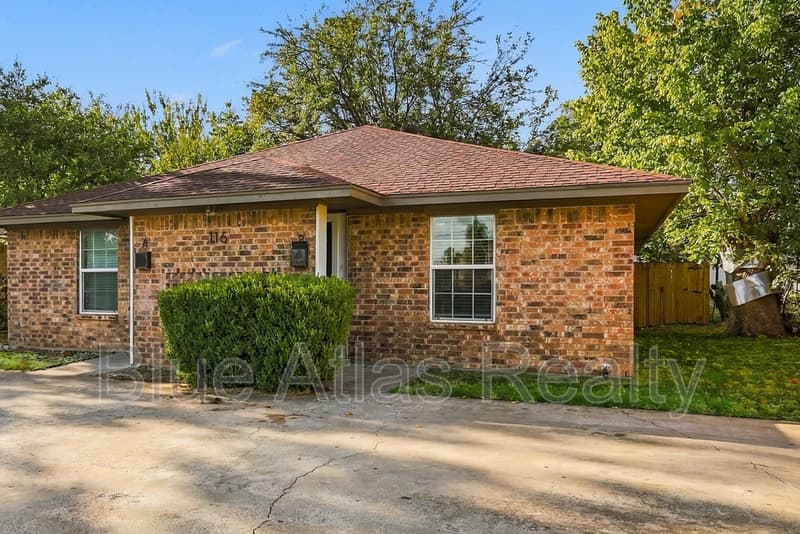 Arlington House: 116 Maple Street - B