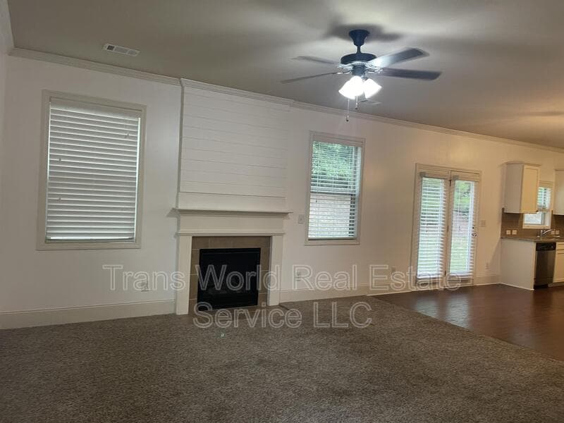 Lawrenceville House: 765 Westmoreland Lane Northeast
