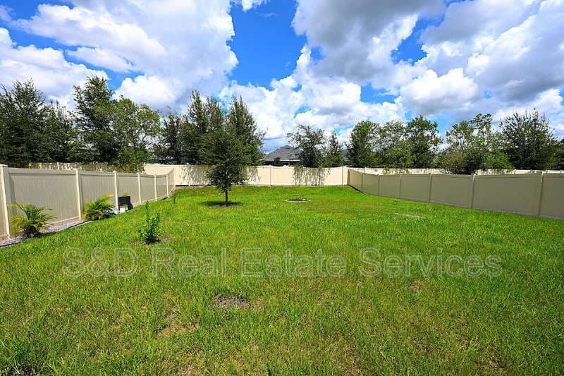 Lakeland House: 2028 Rosewood Cir