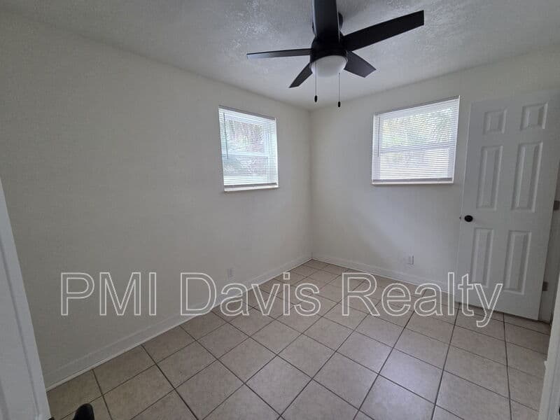 Jacksonville Condo: 5838 Yellow Pine Court