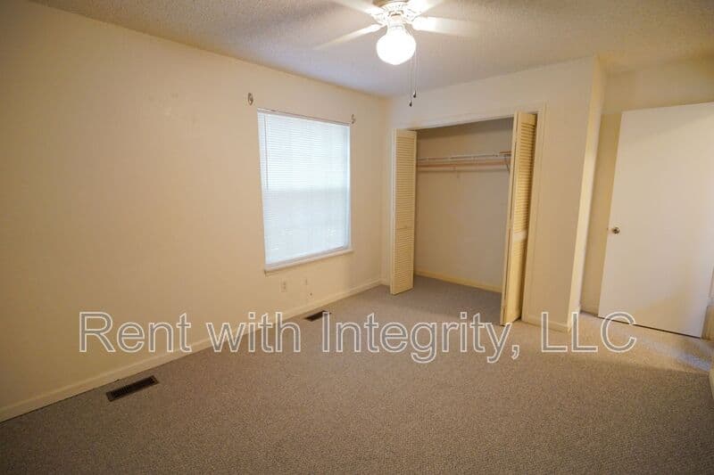 Tallahassee House: 2335 Parrot Lane
