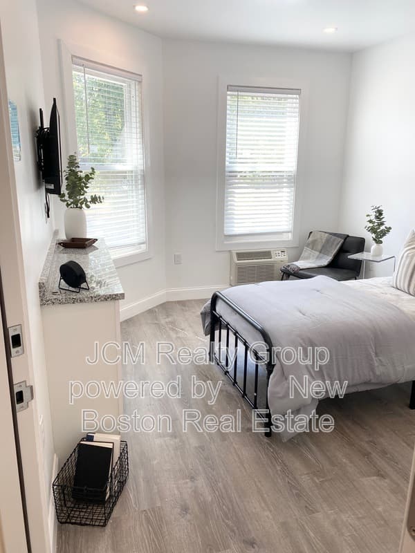 Lynn Condo: 69 North Common Street
