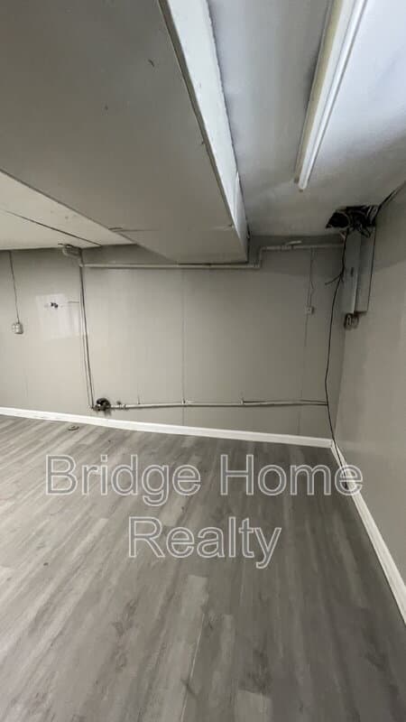 Sharon Condo: 239 Ormond Avenue