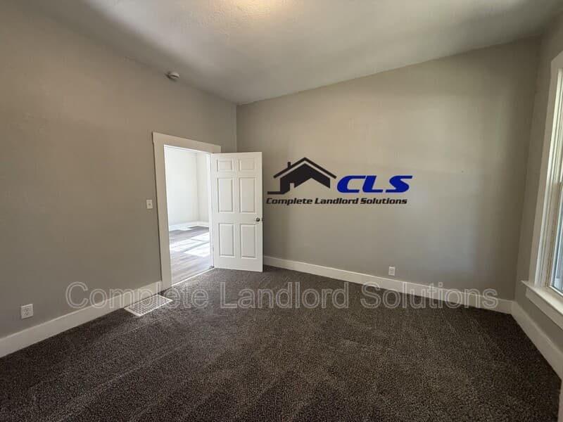 Terre Haute House: 1236 S 4th St
