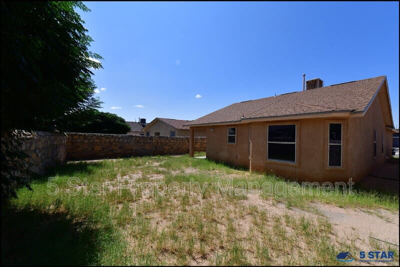 El Paso House: 3112 Tierra Ayala Drive !!