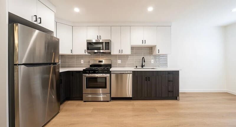 Los Angeles Condo: 2901 Bellevue Ave