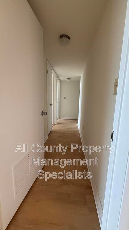 Columbia Condo: 1825 Saint Julian Pl