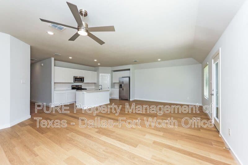 Princeton House: 3908 Edmondson Drive