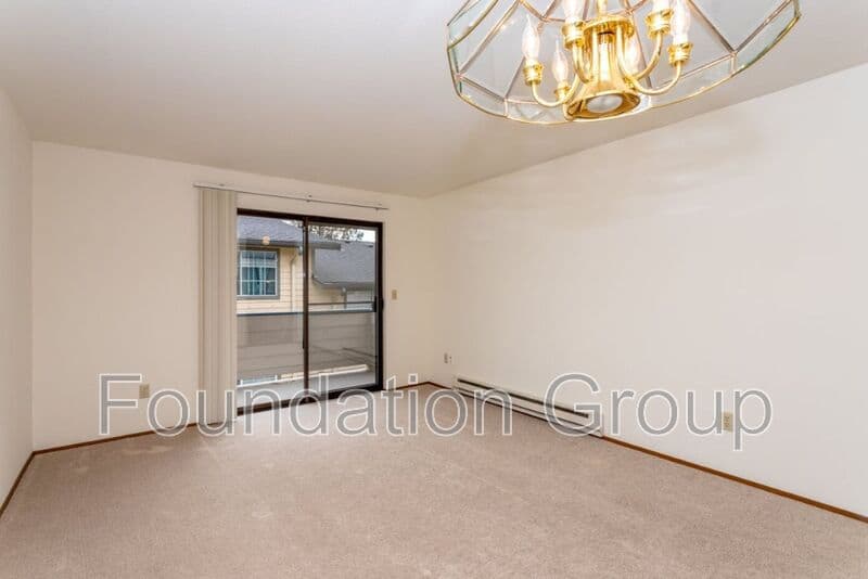Seattle House: 12542 35th Ave NE