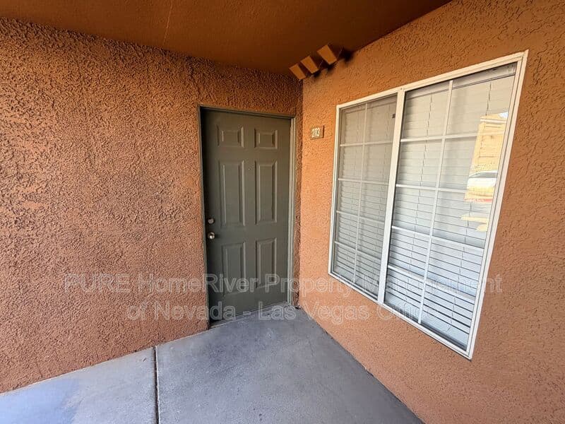 Henderson Condo: 2120 Ramrod Ave