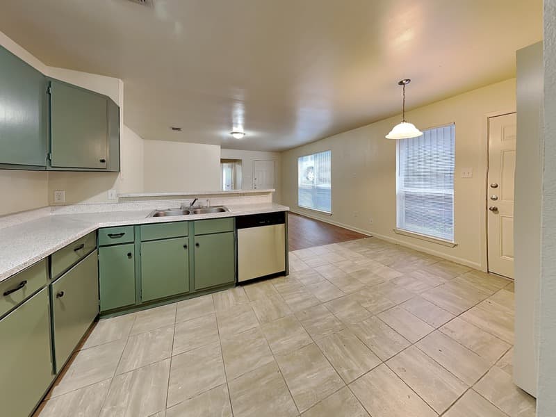 Fort Worth Condo: 2955 Loving Ave