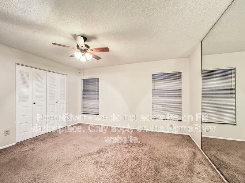 Riverview House: 13421 Laraway Dr