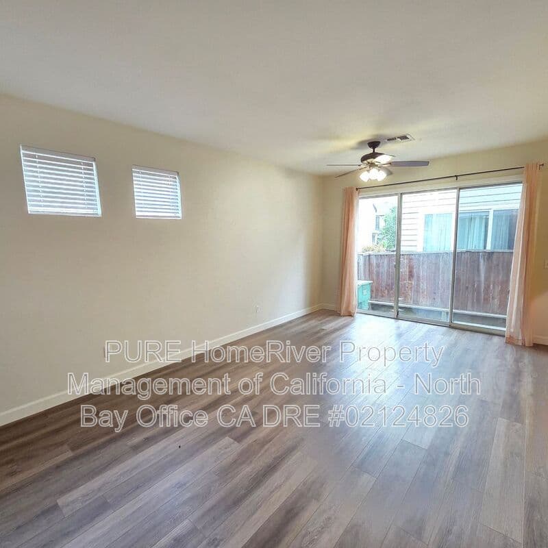 Petaluma House: 1052 Addison Circle