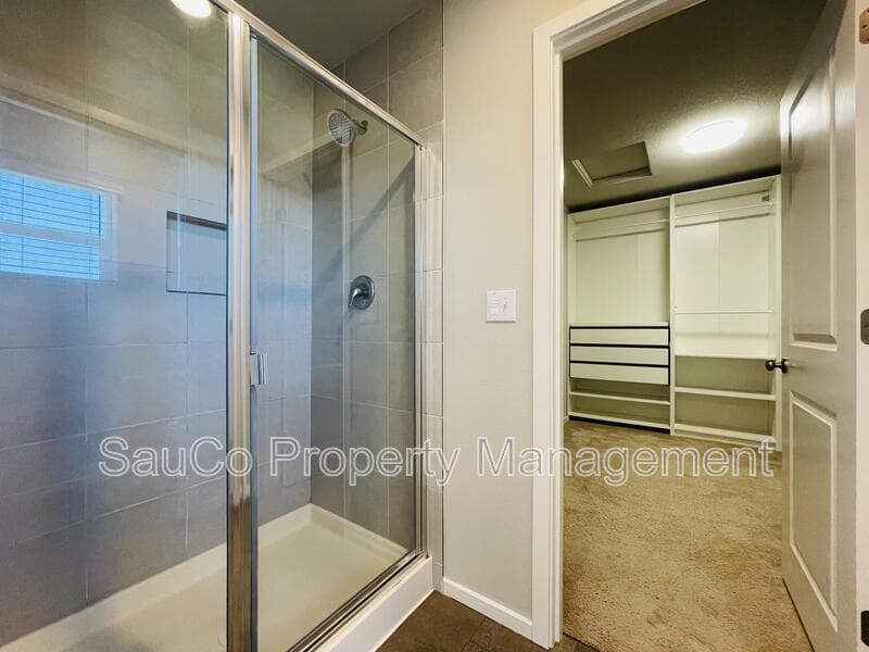 Portland Townhome: 16189 Northwest Pristine Lane