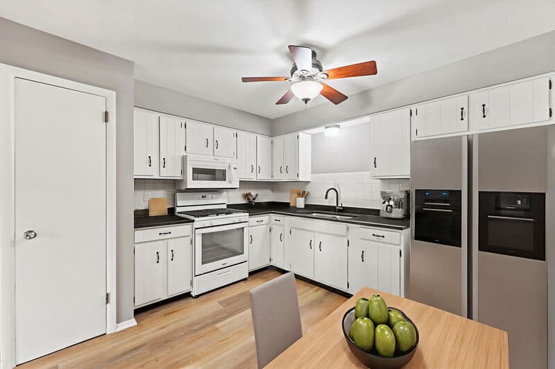 Rockford Condo: 3111 Jacqueline Drive - 7
