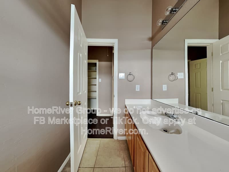 Celina House: 170 Doloris Ct