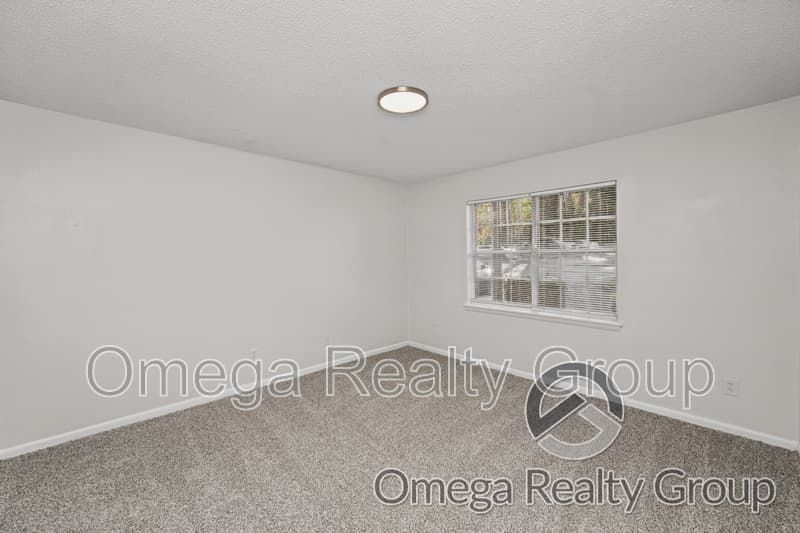 Hoover Condo: 3205 Spring Aire Ct