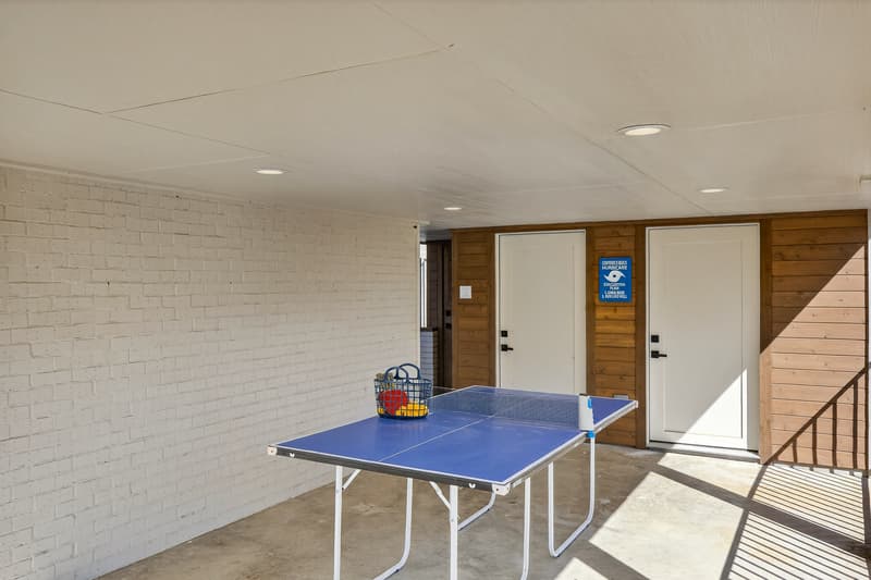 Horseshoe Bay House: 820 Broken Arrow