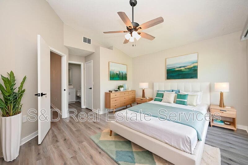 Lakeland House: 2118 Sandy Hook