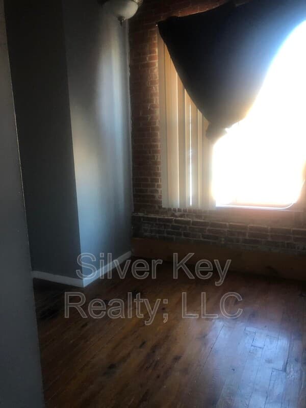 Athens Condo: 217 E. Washington Ave