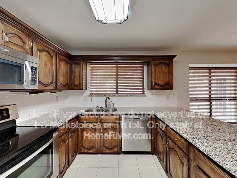 Flower Mound House: 5109 Prairie Creek Dr
