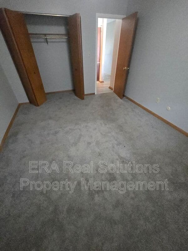 Columbus Condo: 2357 D S. WoodBrook Cr