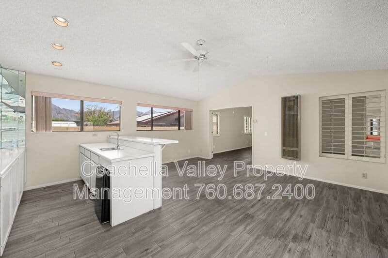 Palm Desert House: 43922 Warner Trail