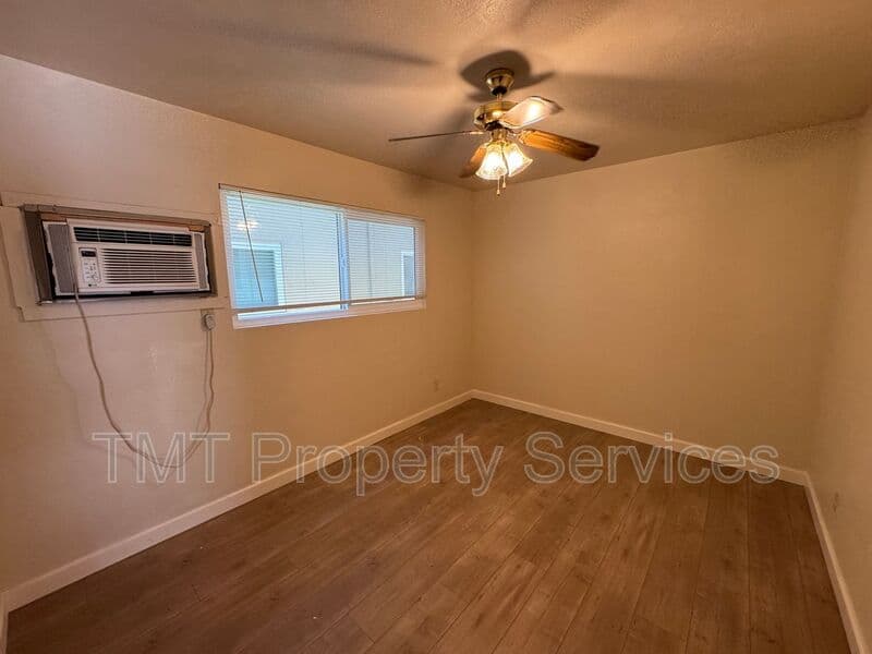 Sacramento Condo: 2530 S St