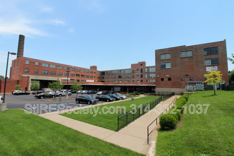 St. Louis Condo: 8125 Michigan Ave