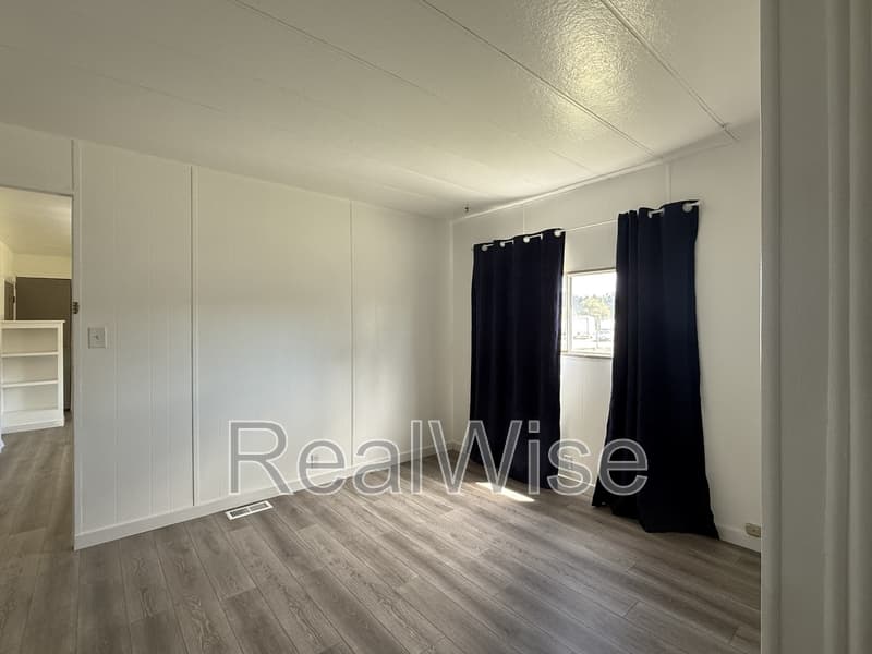 Sutherlin House: 2515 Nonpareil Rd