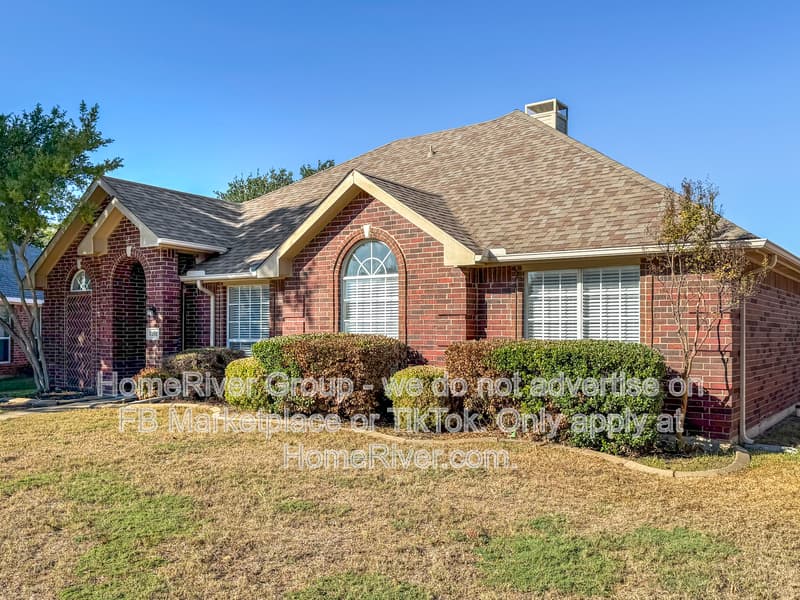 Frisco House: 8101 Durham Dr