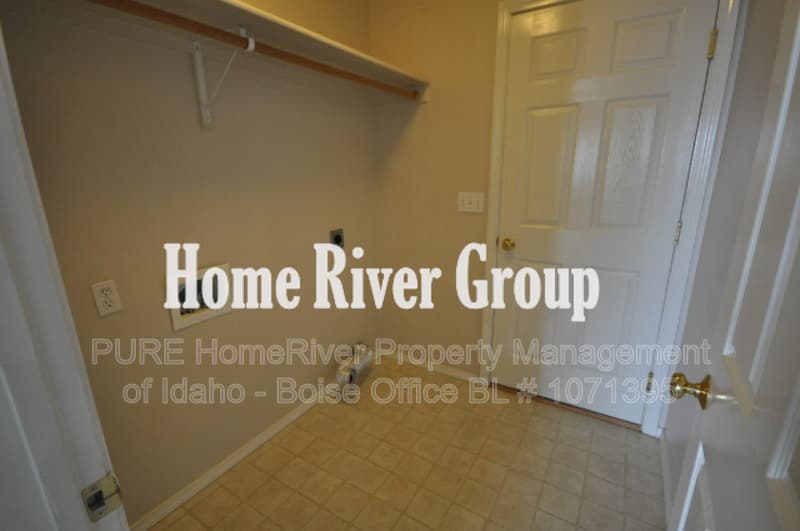 Caldwell Townhome: 16772 Bayou Way