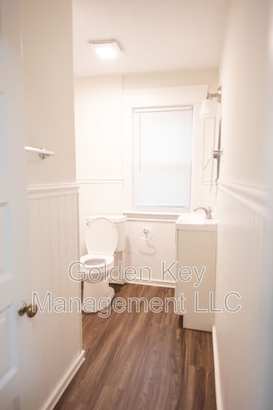 North Olmsted Condo: 5195 Dover Center Road - 2